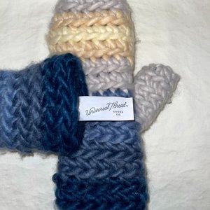Universal Thread Knitted Mittens